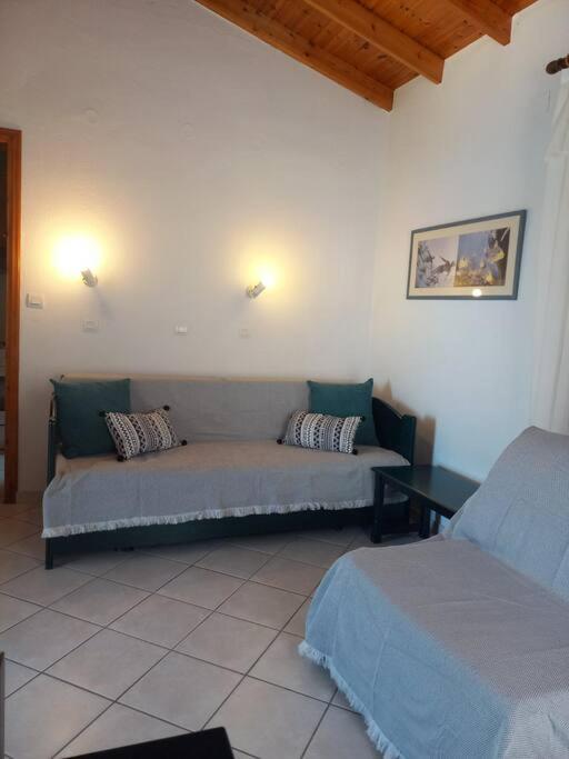 Ferienwohnung Δίχωρο Στούντιο Στον Κέντρο Του Αρμενιστή Armenistis  Exterior foto